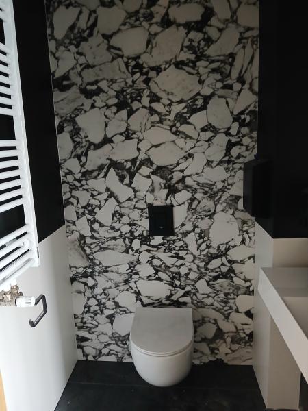 20250717143128de66f3860827212751